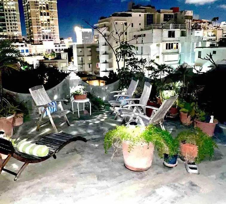 Διαμέρισμα Fresh Tropical Colonial Style Walk-Up- Rooftop Terrace- Beach View Σαν Χουάν