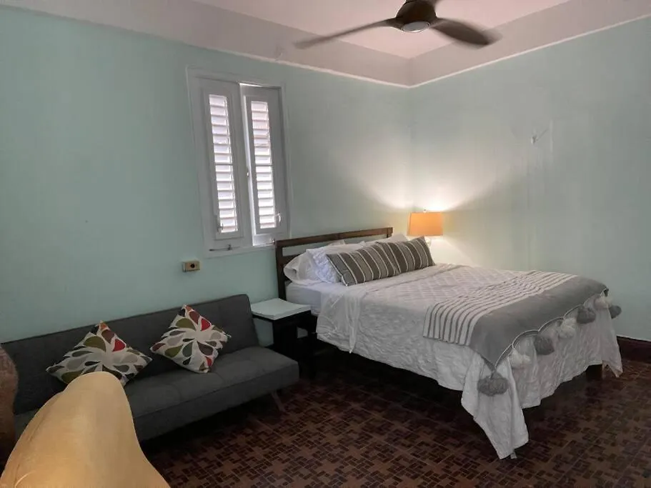 Fresh Tropical Colonial Style Walk-Up- Rooftop Terrace- Beach View Σαν Χουάν Πουέρτο Ρίκο